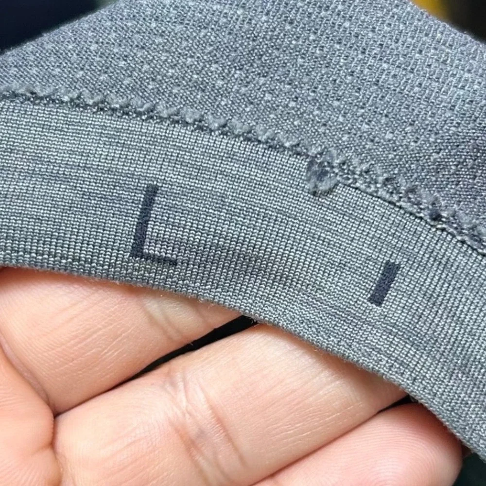 Lululemon metal vent